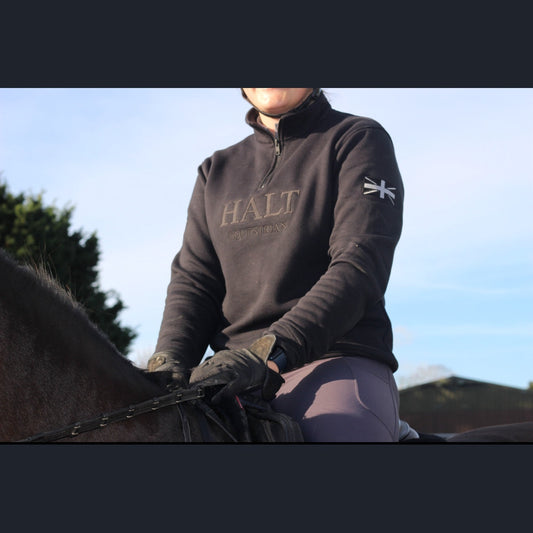 Black Deluxe Half Zip