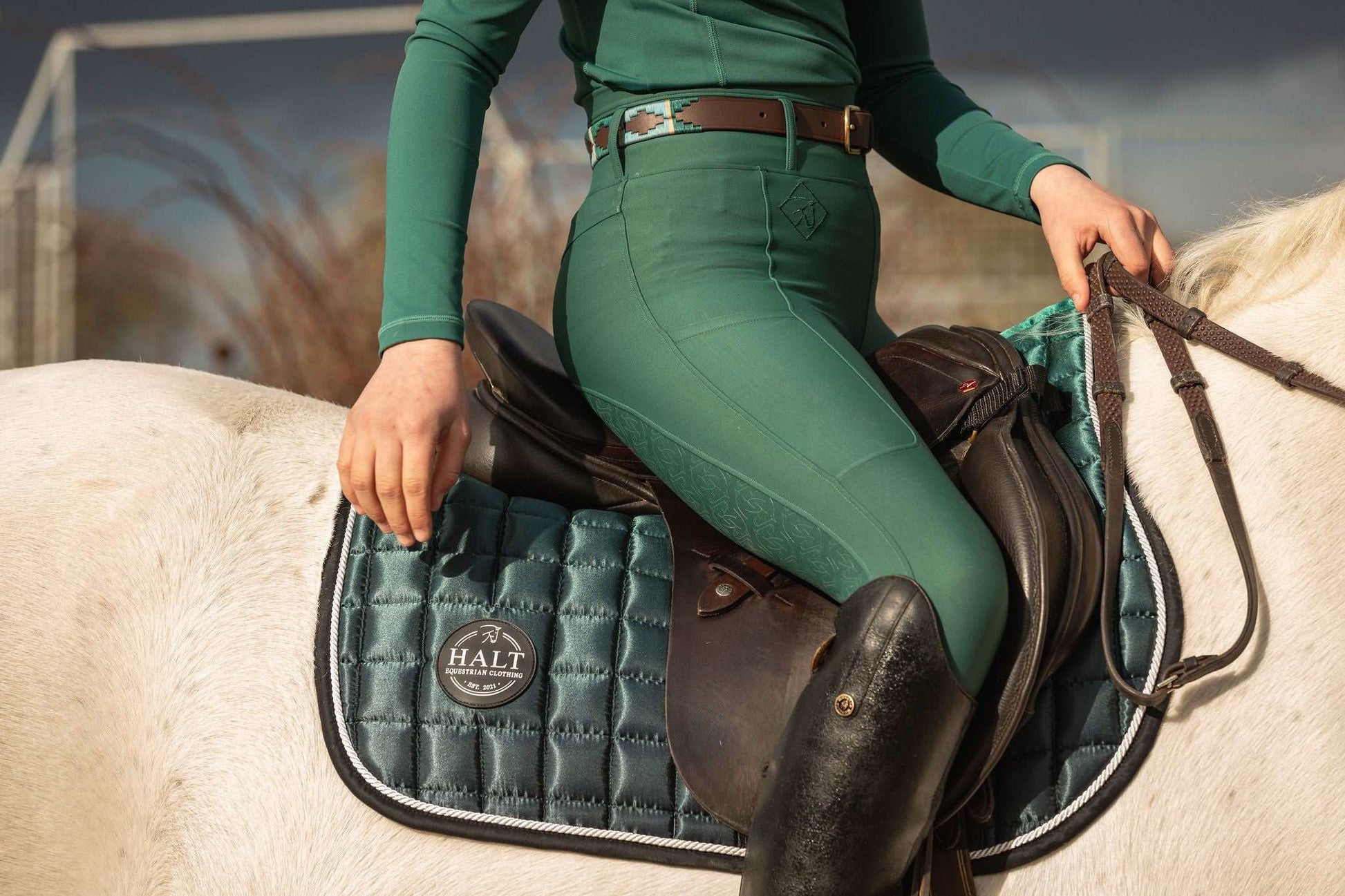 Emerald Green riding leggings/tights – Halt Equestrian